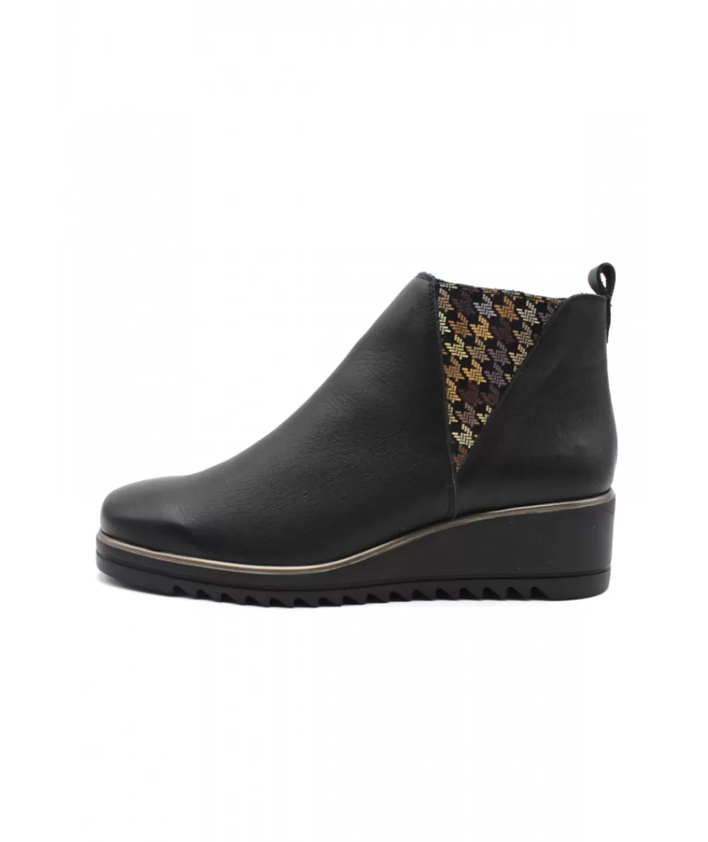 Women hirica Ankle Boots- Nicole