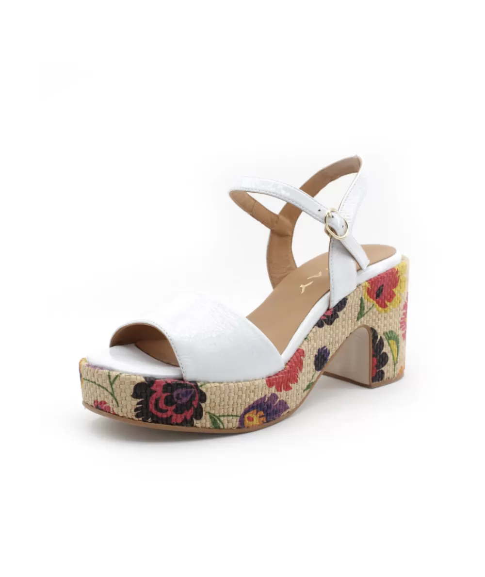 Women jhay Sandals And Sandals- 2775