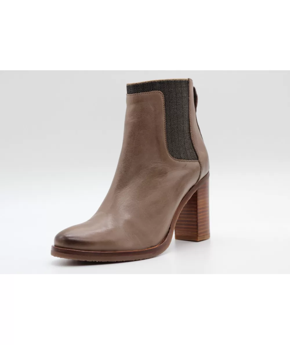 Women minka design Ankle Boots- Levana
