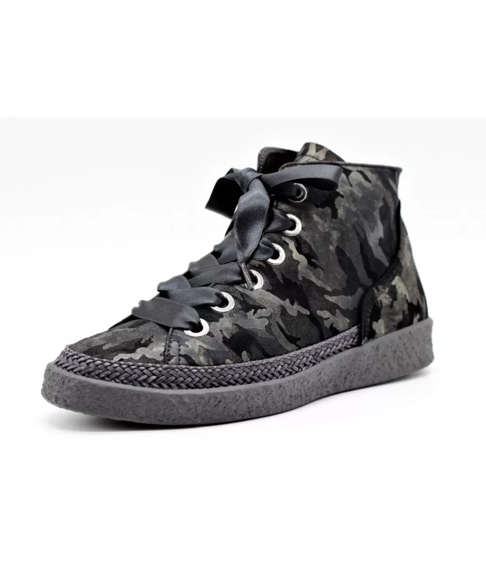 Women softwaves Sneakers- 7-01-46