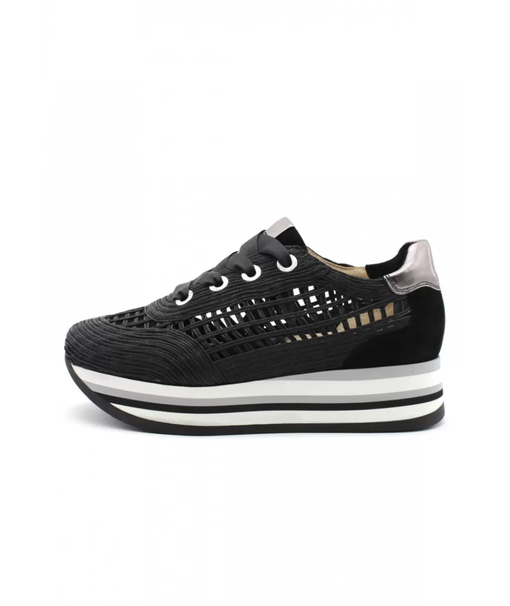 Women softwaves Sneakers- 7.78.25