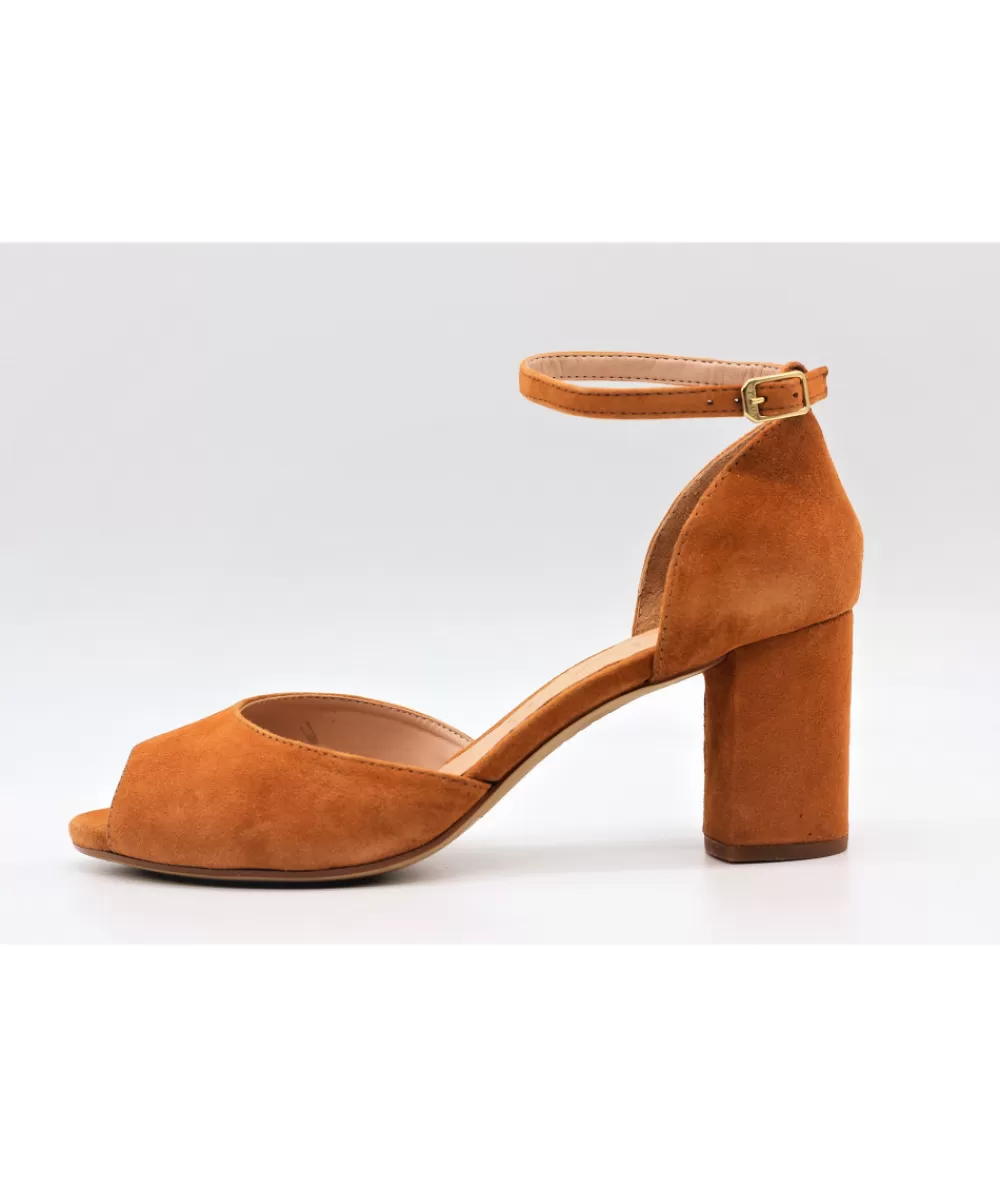 Women unisa Sandals And Sandals- Logan