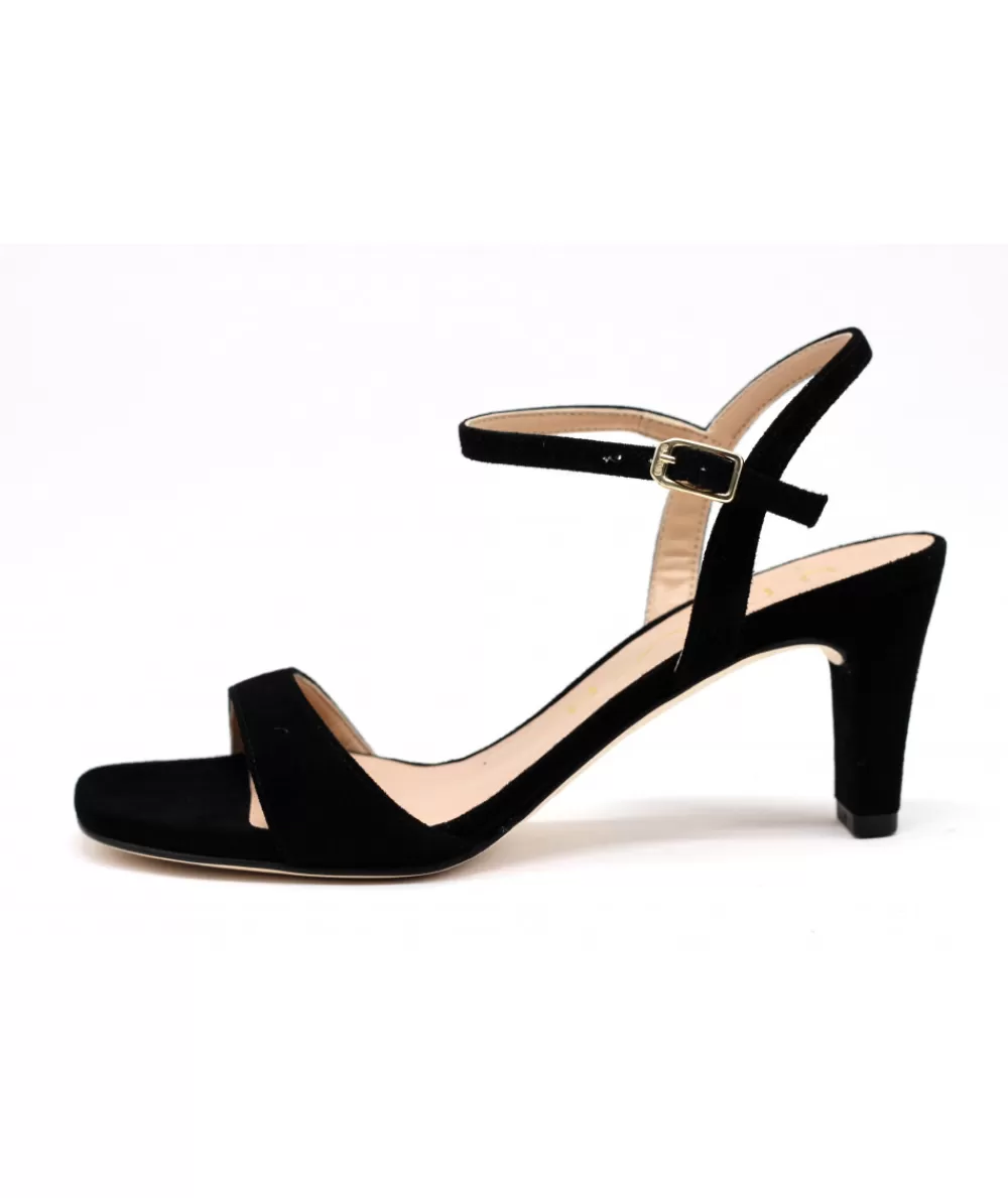 Women unisa Sandals And Sandals- Mechi