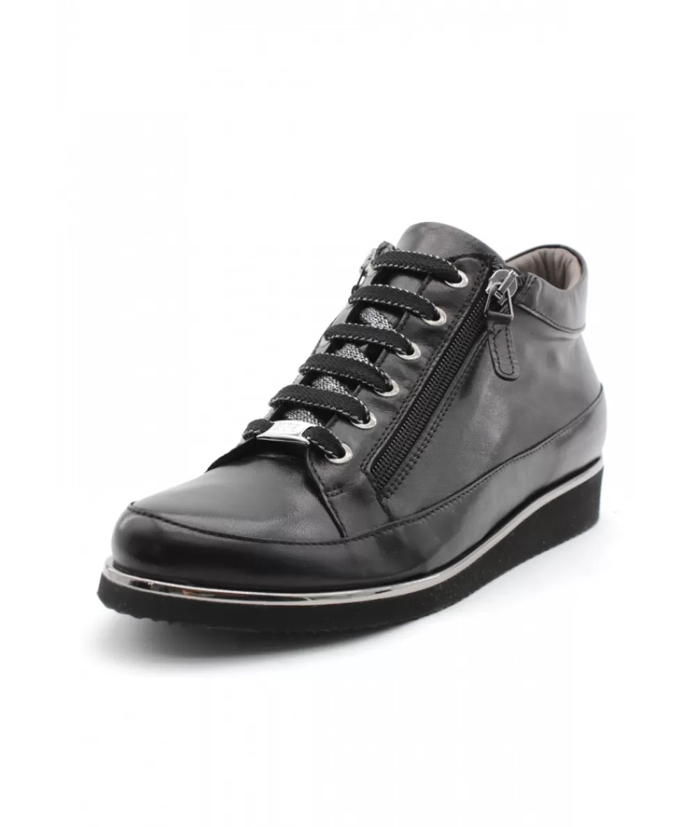 Women xsa Sneakers- 8473